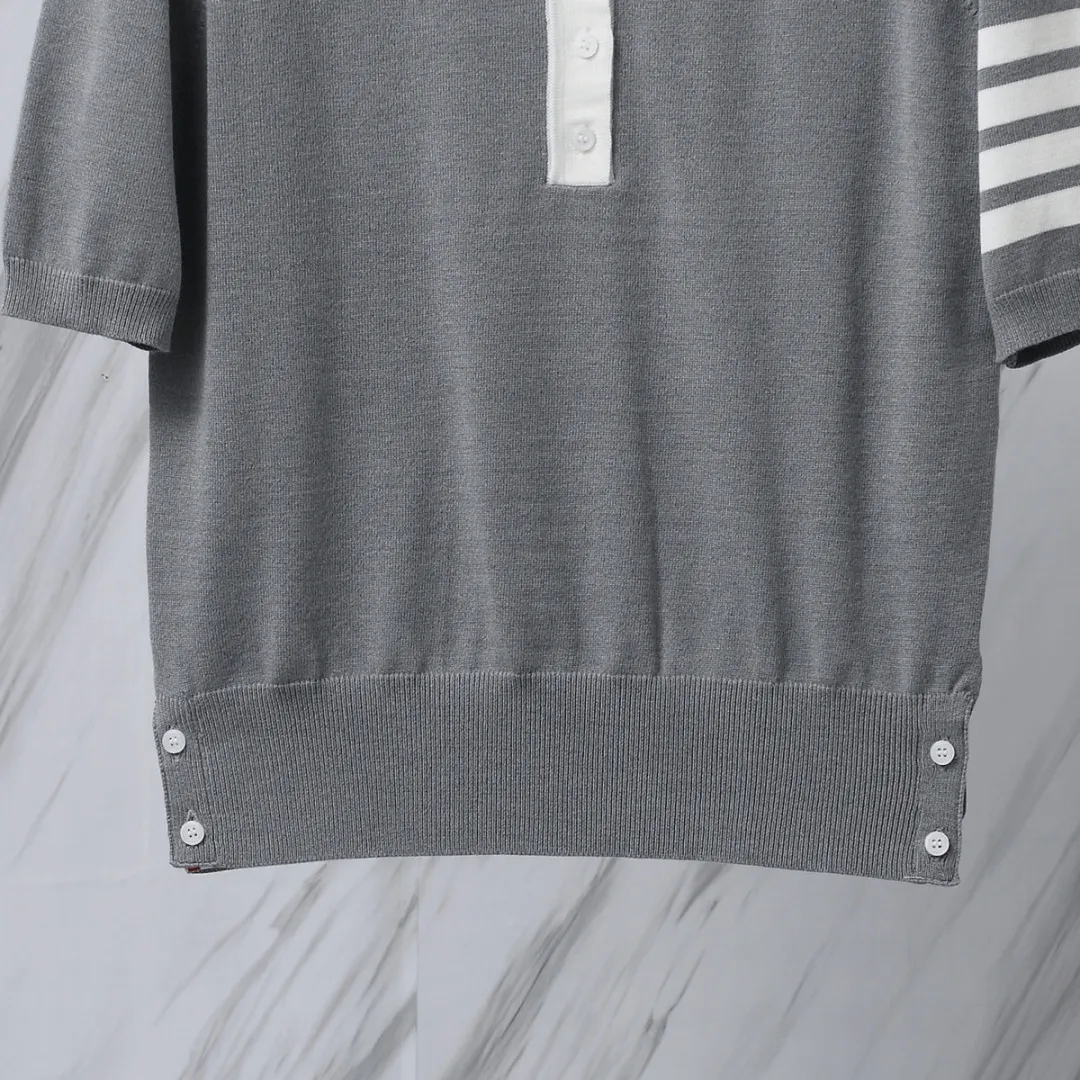 ：M 30（TB POLO ） THOM BROWNE TB POLO Classic Breathable Authentic Quality + Authentic Size：0/1/2 ：White/Navy Blue/Gray